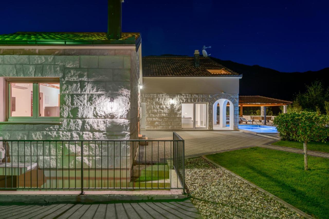 Villa Salvia Zagvozd Exterior photo